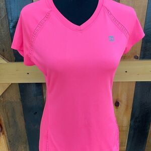 Hind hot pink v neck athletic shirt with mesh inserts, size S